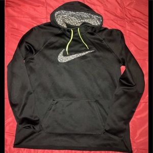 NIKE Therma-Fit hoodie